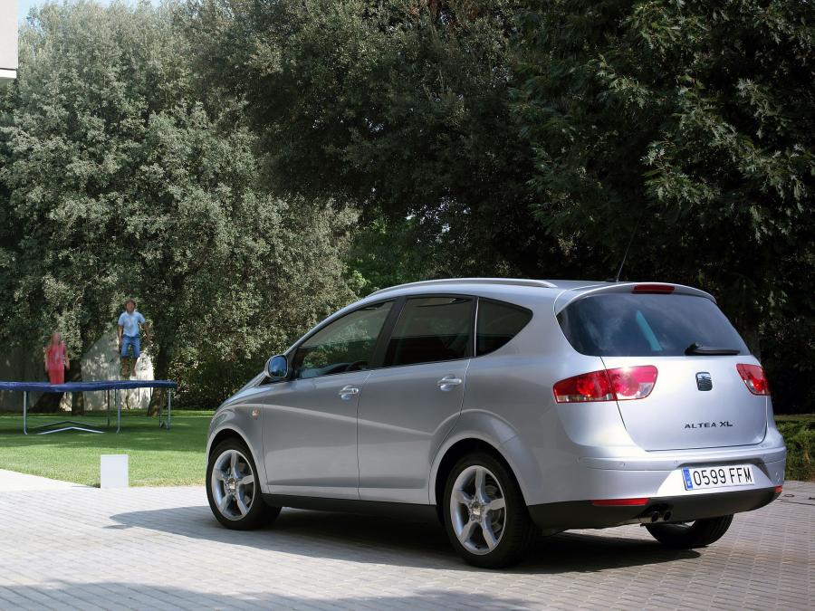  Seat Altea XL 2006 года  (фото 64 из 134)